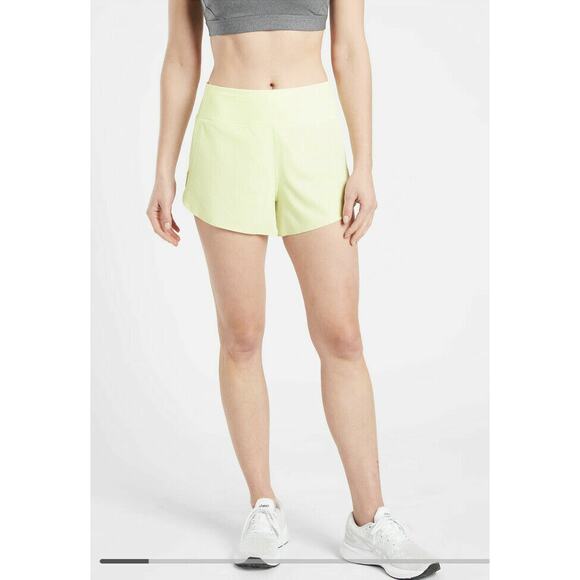 Athleta Run With it 3.5 Short Tequila Green Size Large Athleisure Performance - Picture 1 of 13